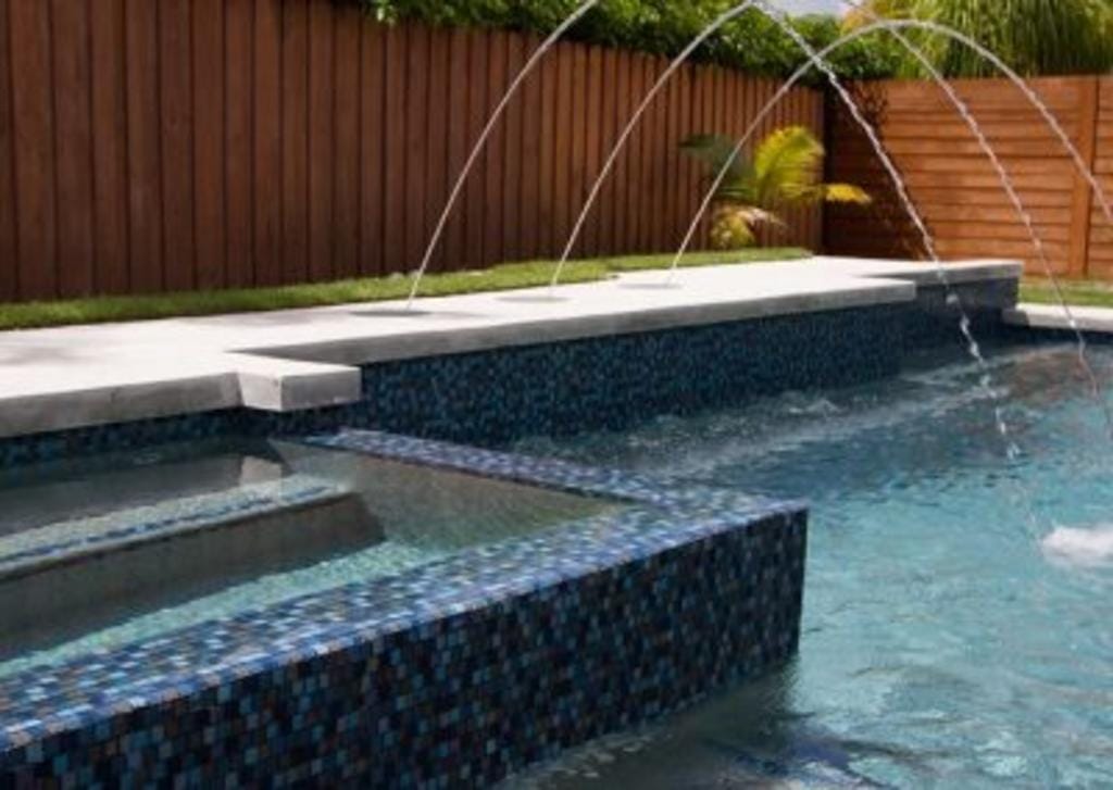 Custom freeform pool